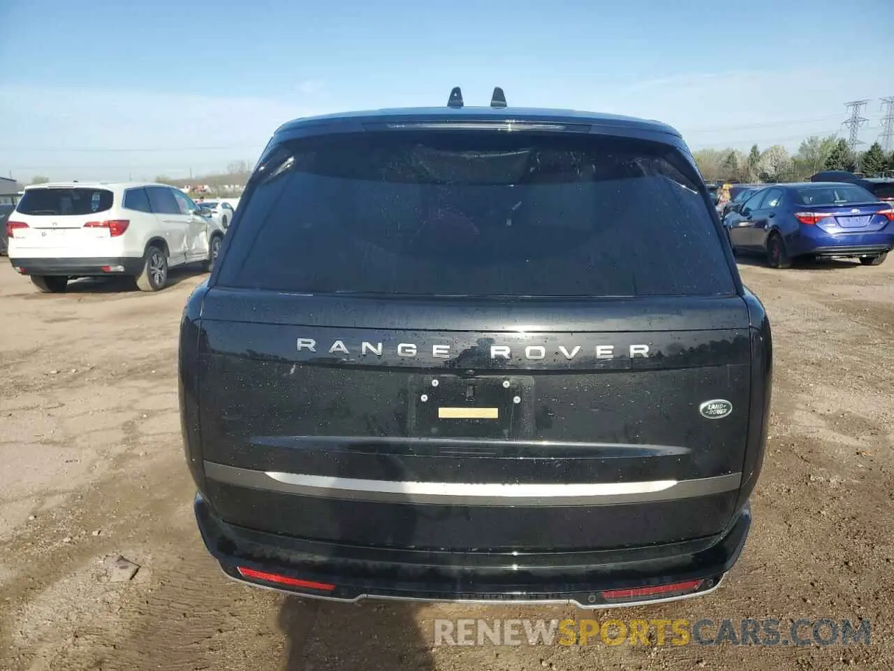 6 Photograph of a damaged car SALKPBFU2NA003034 LAND ROVER RANGEROVER 2022