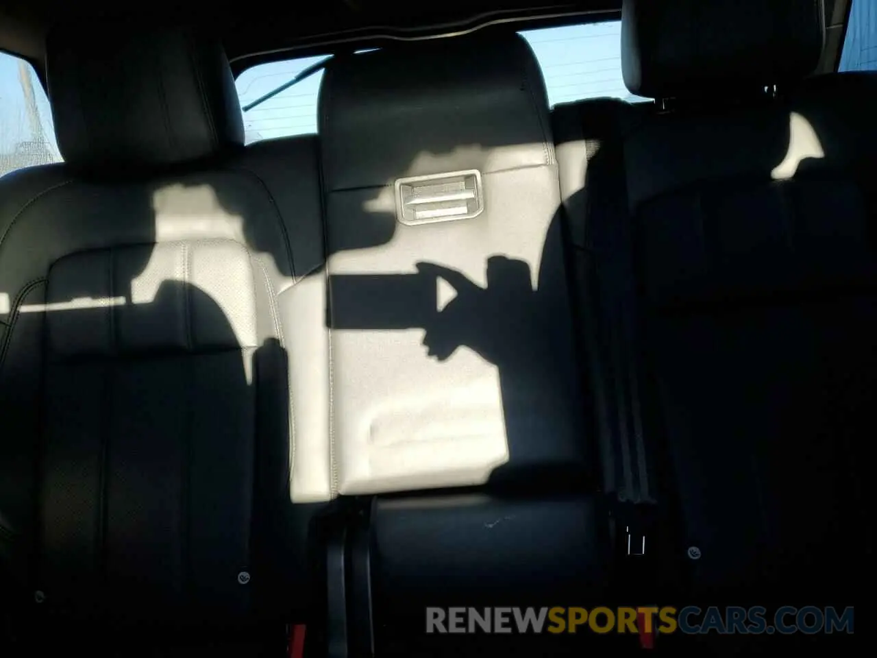 10 Фотография поврежденного автомобиля SALWR2SUXNA213284 LAND ROVER RANGEROVER 2022