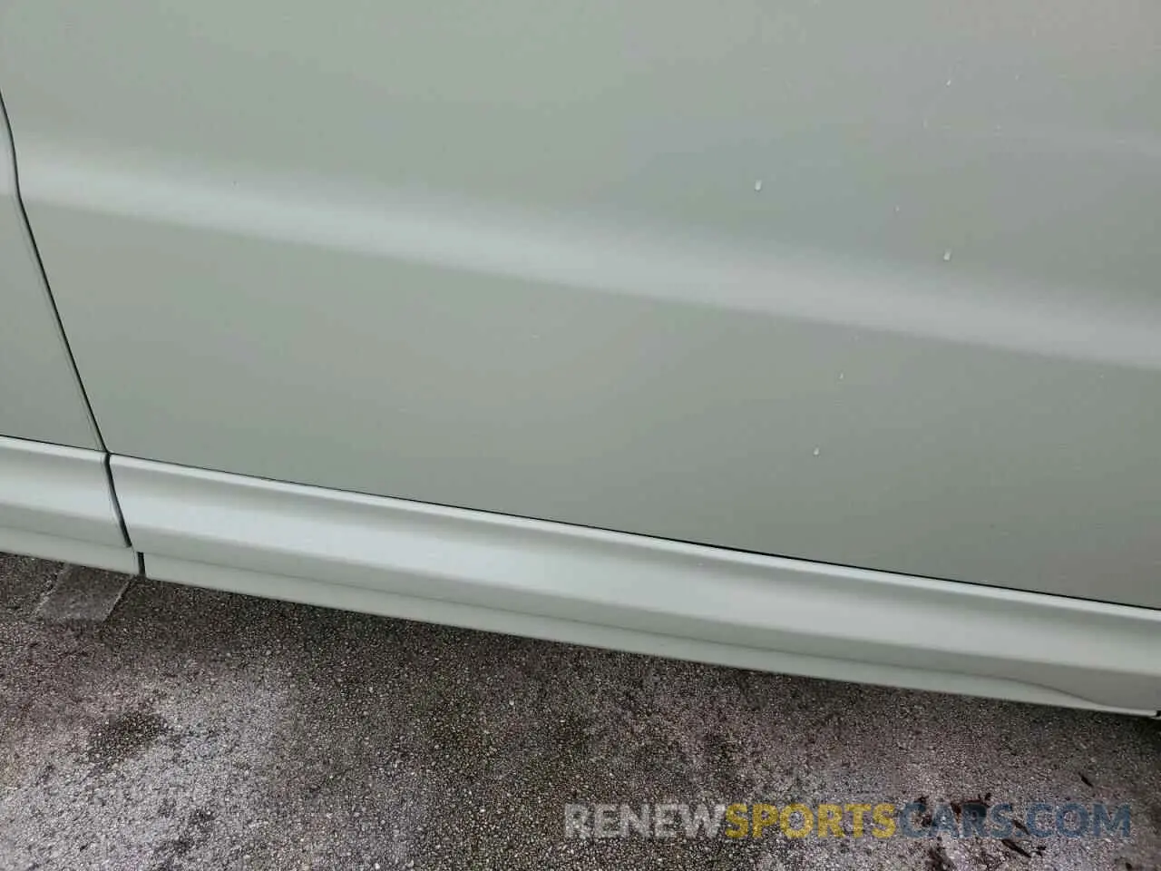 13 Photograph of a damaged car SALWZ2RE0NA216483 LAND ROVER RANGEROVER 2022