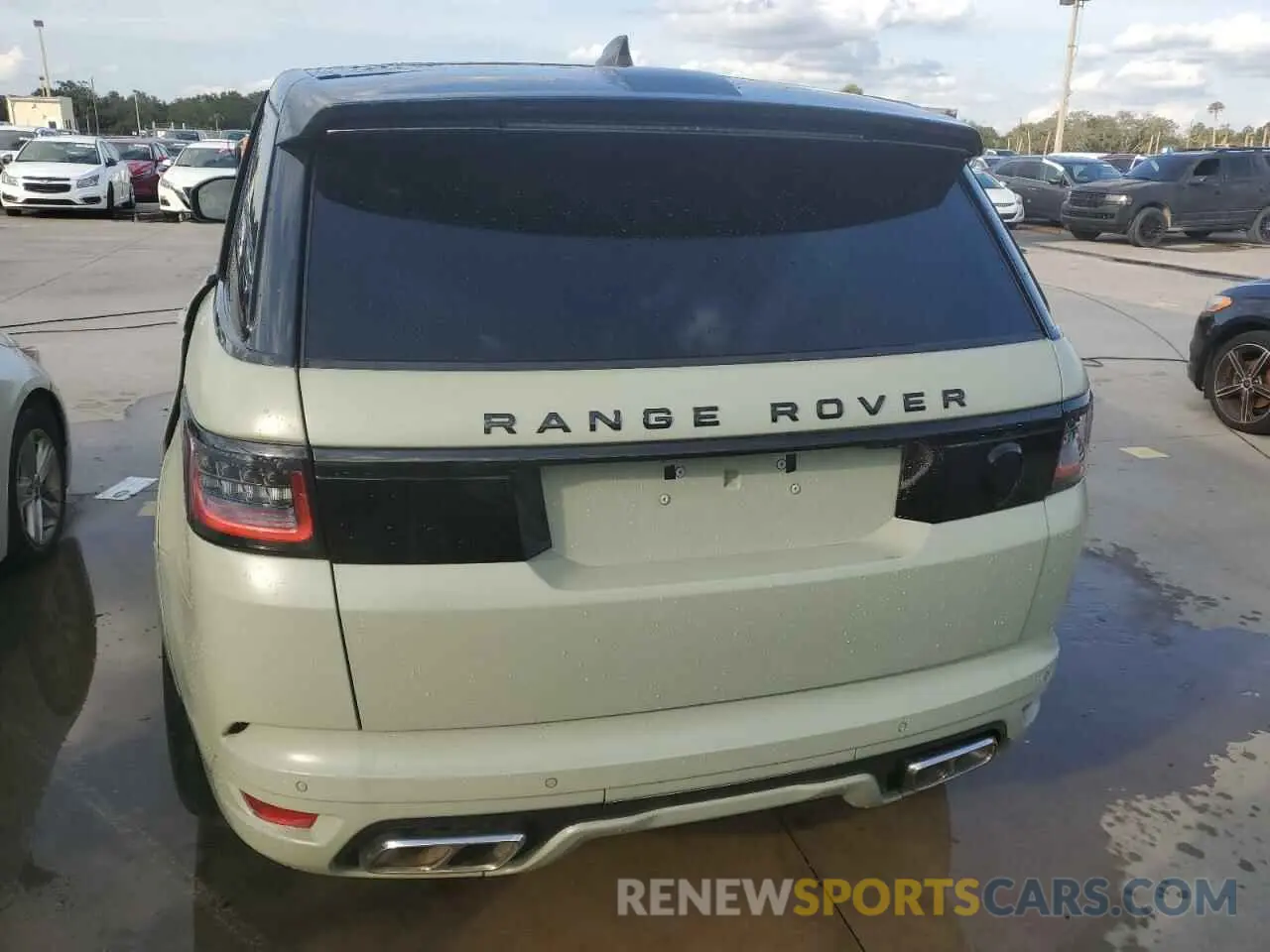 6 Photograph of a damaged car SALWZ2RE0NA216483 LAND ROVER RANGEROVER 2022