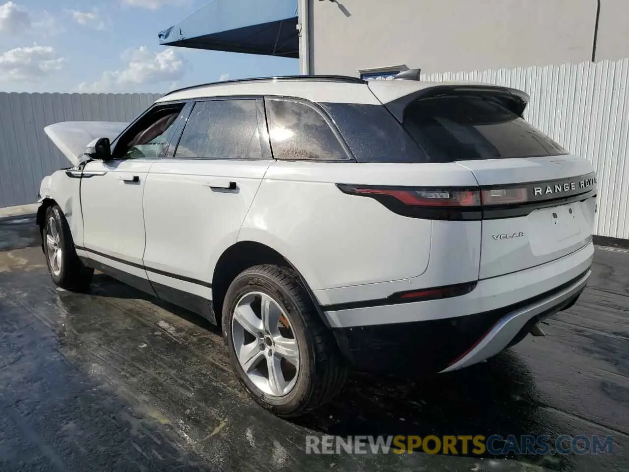 2 Фотография поврежденного автомобиля SALYJ2EX9NA331610 LAND ROVER RANGEROVER 2022