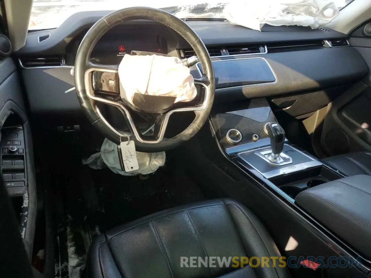 8 Photograph of a damaged car SALZJ2FX1NH165092 LAND ROVER RANGEROVER 2022