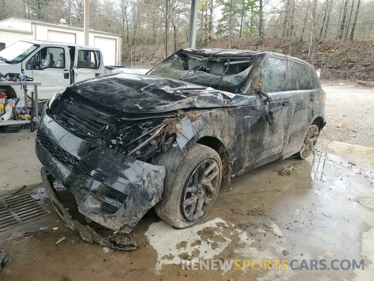 1 Фотография поврежденного автомобиля SAL1L9FU3PA132595 LAND ROVER RANGEROVER 2023