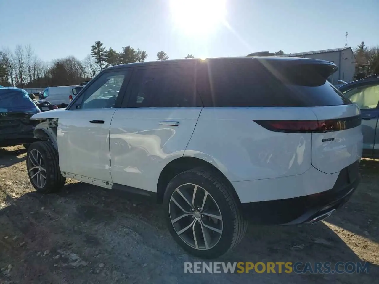 2 Photograph of a damaged car SAL1P9EU8PA113966 LAND ROVER RANGEROVER 2023