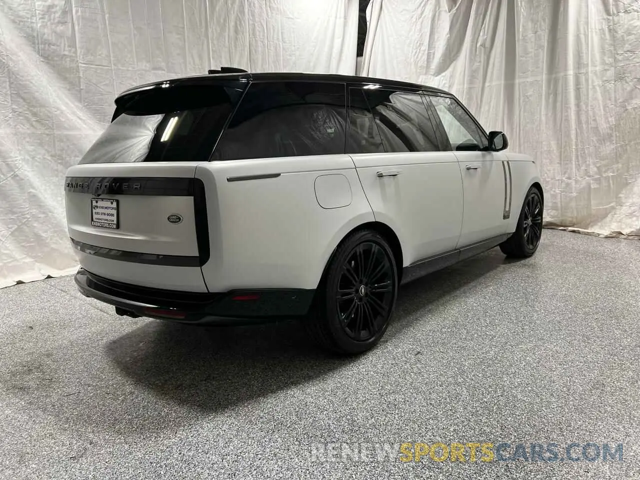 4 Фотография поврежденного автомобиля SALK1BE77PA033825 LAND ROVER RANGEROVER 2023