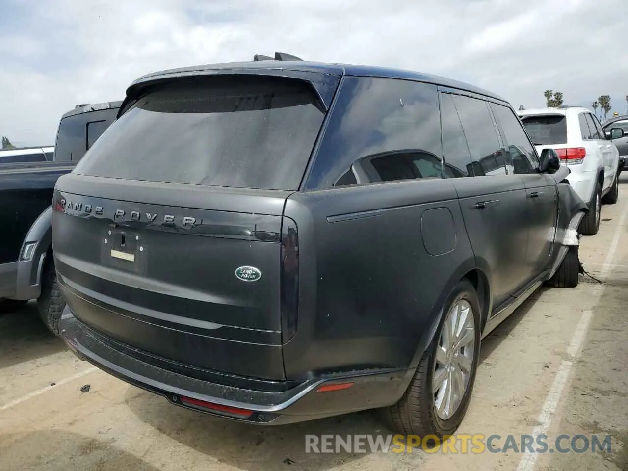 3 Фотография поврежденного автомобиля SALKP9E71PA068190 LAND ROVER RANGEROVER 2023