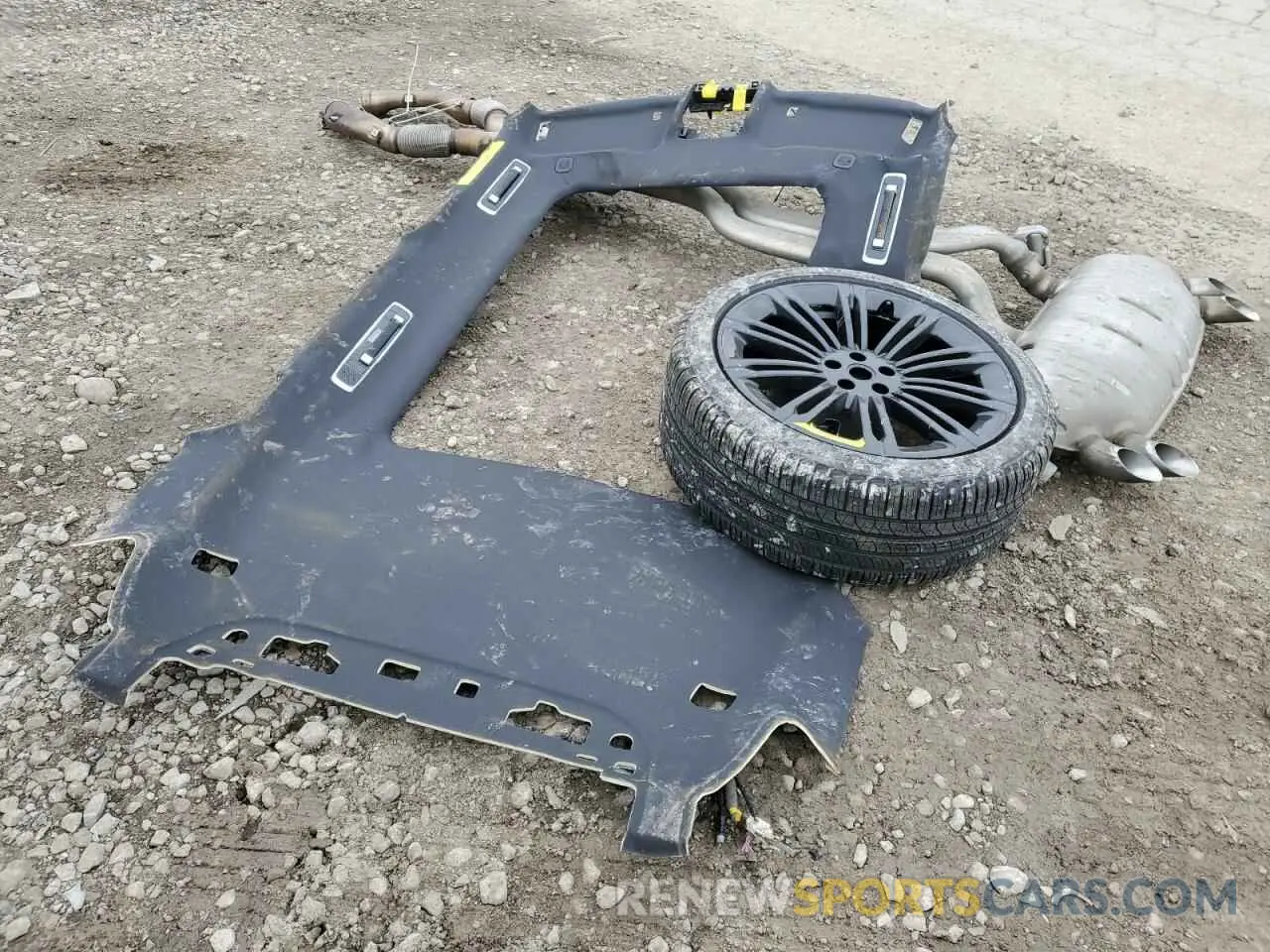 13 Photograph of a damaged car SALKP9E72PA084611 LAND ROVER RANGEROVER 2023