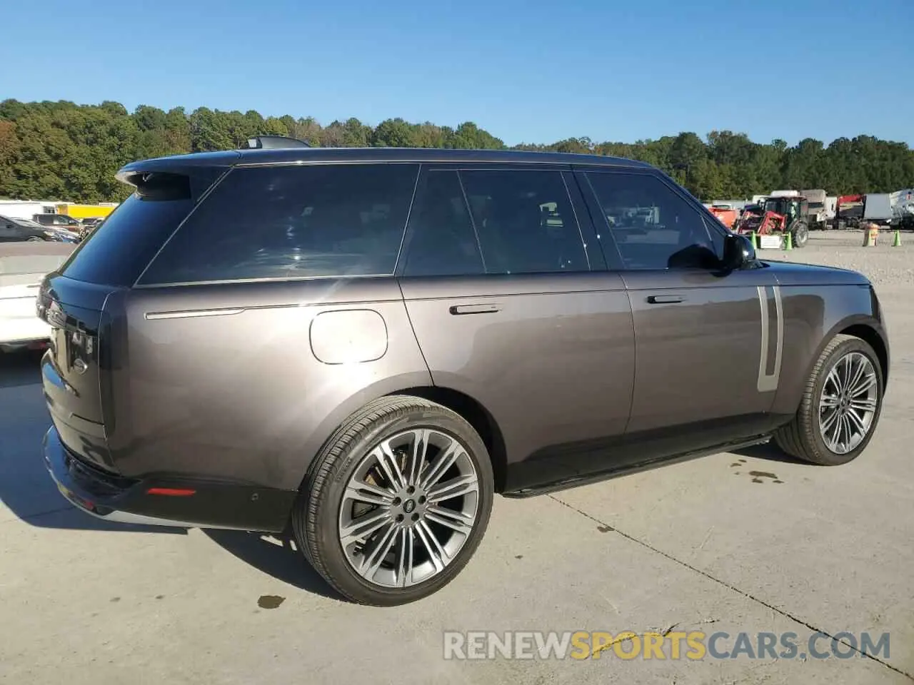 3 Фотография поврежденного автомобиля SALKP9E76PA011547 LAND ROVER RANGEROVER 2023