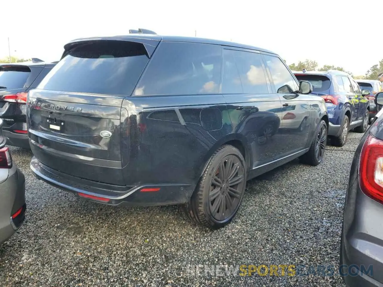 3 Photograph of a damaged car SALKP9E77PA077430 LAND ROVER RANGEROVER 2023