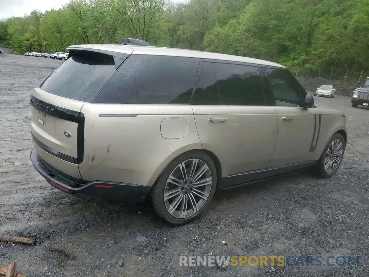 3 Photograph of a damaged car SALKPBE71PA022379 LAND ROVER RANGEROVER 2023