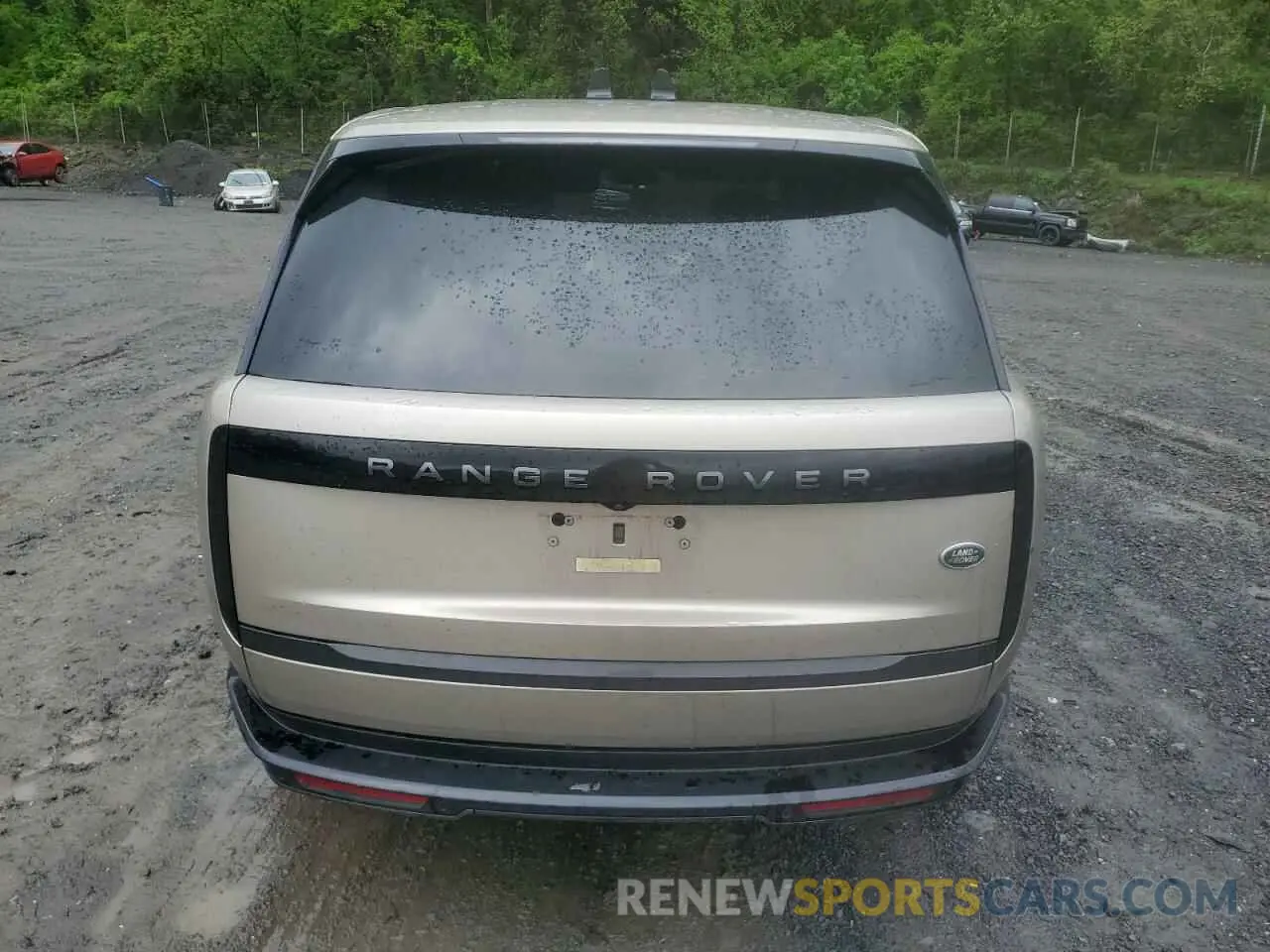 6 Photograph of a damaged car SALKPBE71PA022379 LAND ROVER RANGEROVER 2023
