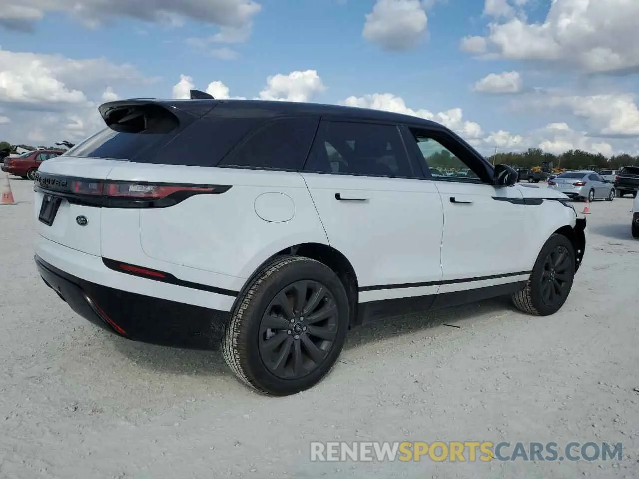 3 Фотография поврежденного автомобиля SALYT2EX1PA350231 LAND ROVER RANGEROVER 2023