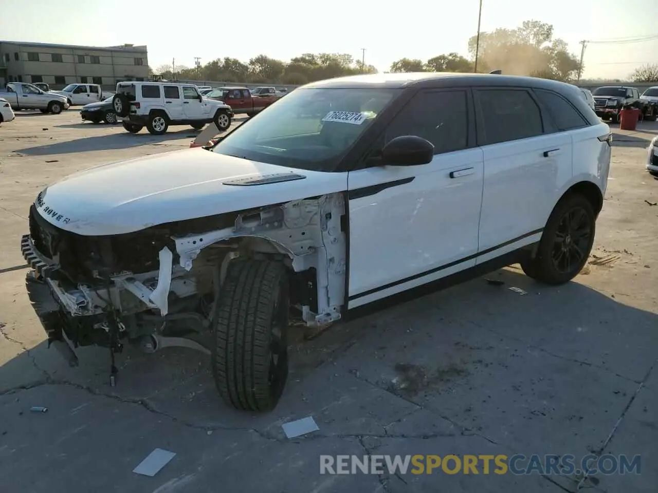 1 Photograph of a damaged car SALYT2EX9PA348016 LAND ROVER RANGEROVER 2023