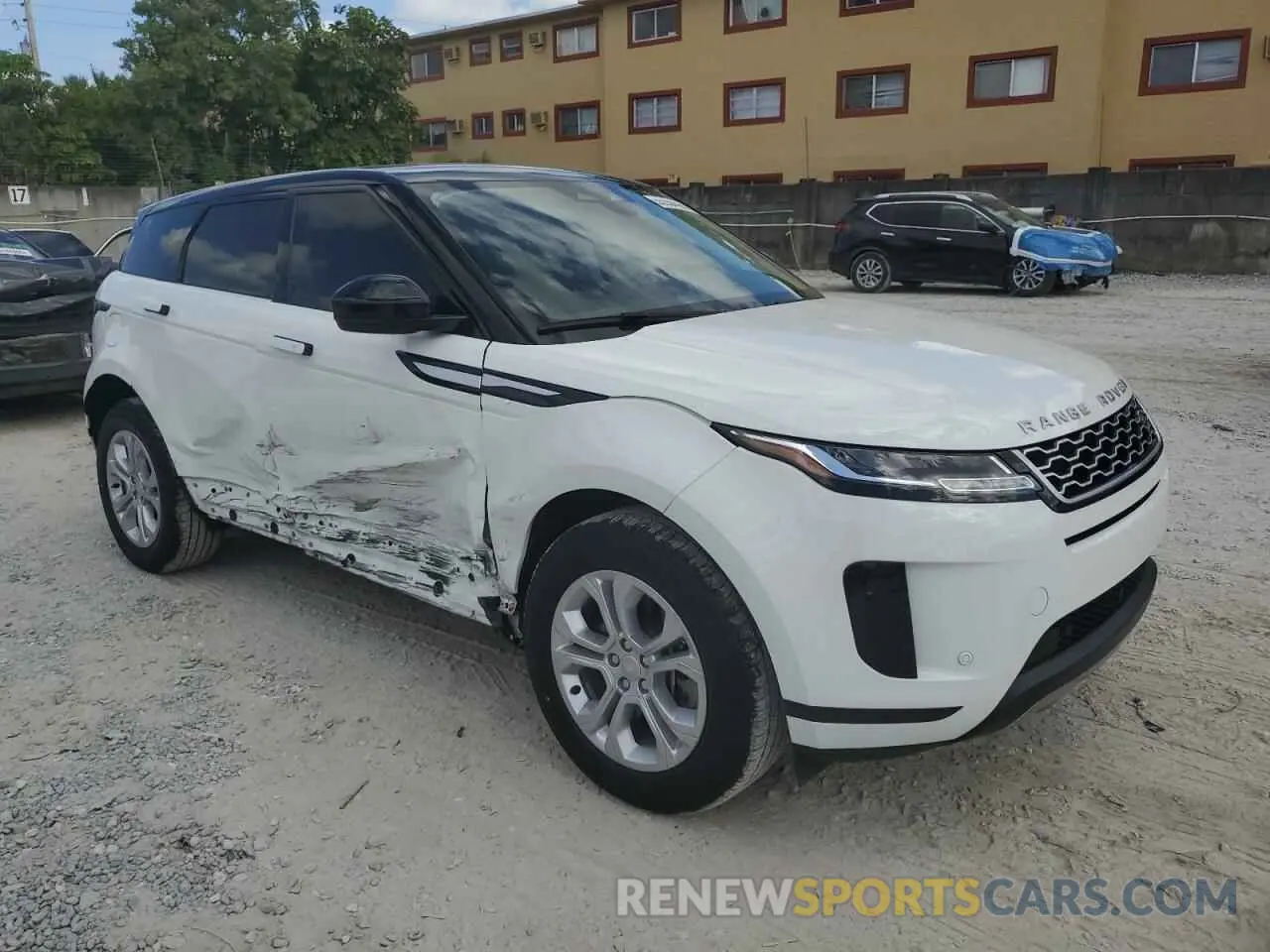 4 Photograph of a damaged car SALZJ2FX0PH198118 LAND ROVER RANGEROVER 2023