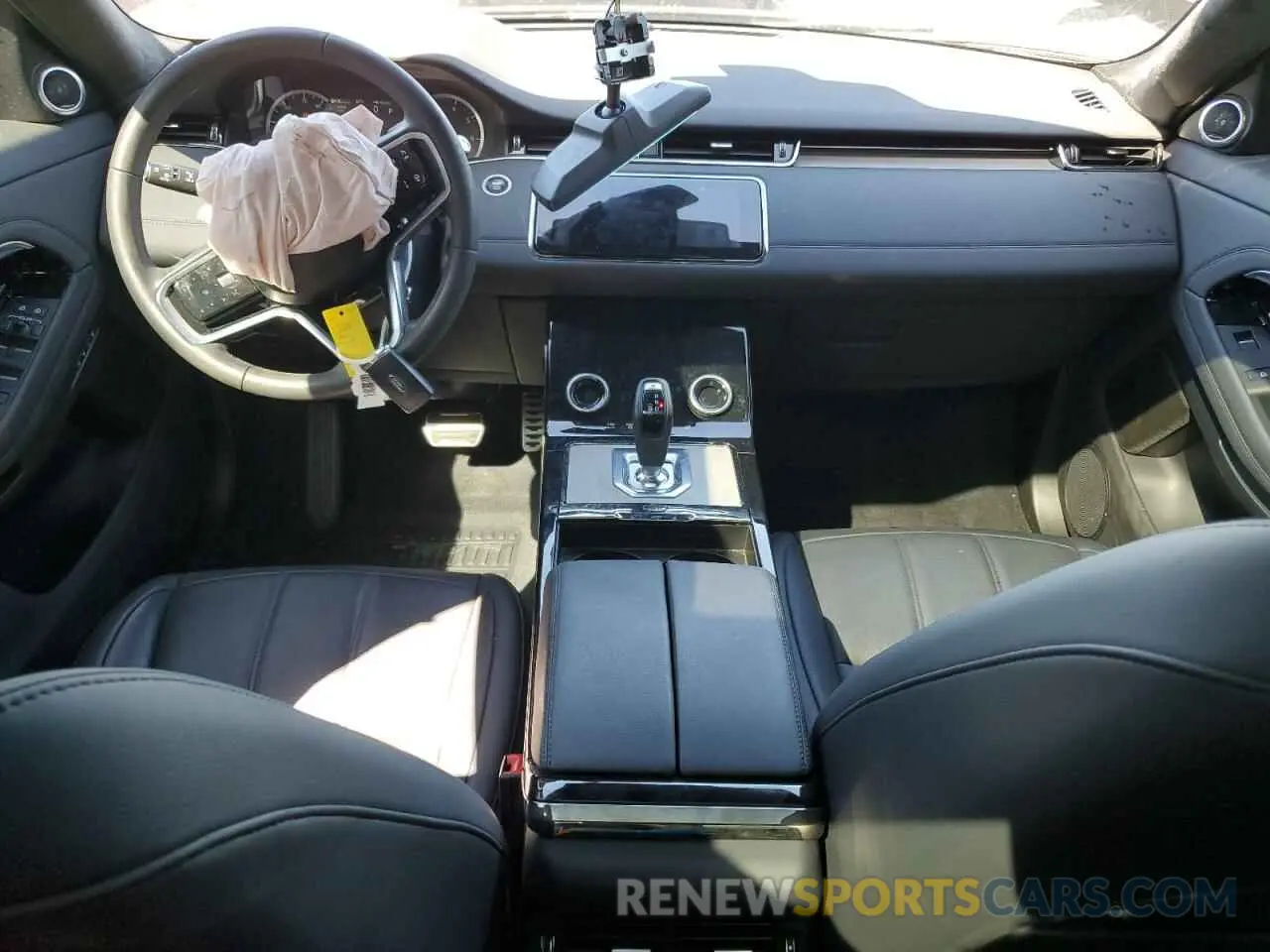 8 Photograph of a damaged car SALZL2FX2PH230545 LAND ROVER RANGEROVER 2023