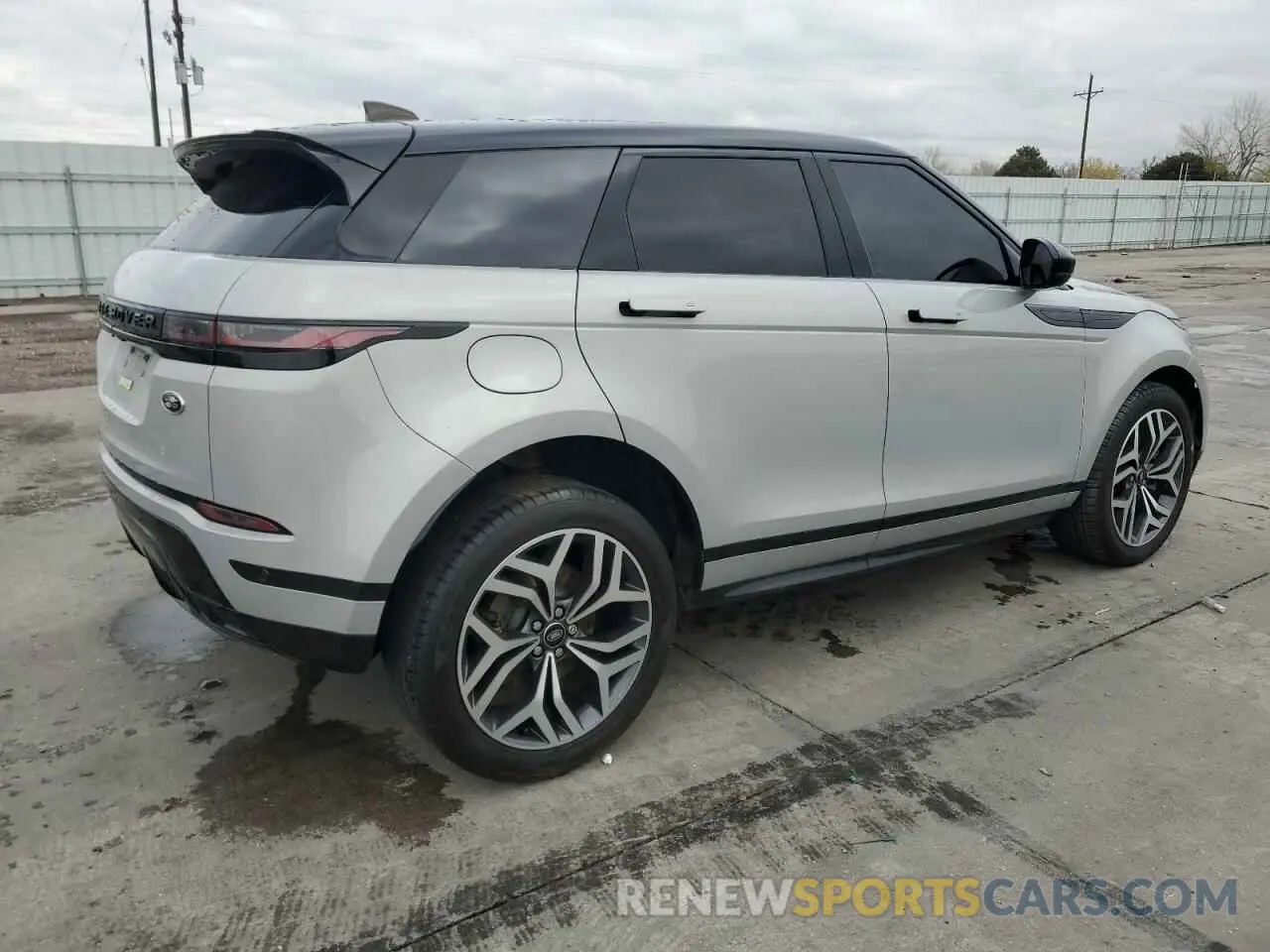 3 Photograph of a damaged car SALZT2FX5PH191546 LAND ROVER RANGEROVER 2023