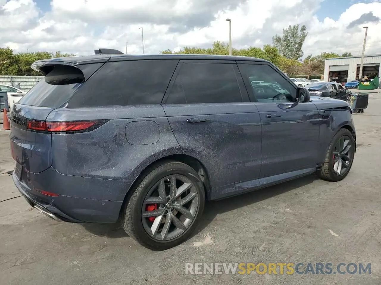 3 Photograph of a damaged car SAL1L9FU1RA160799 LAND ROVER RANGEROVER 2024