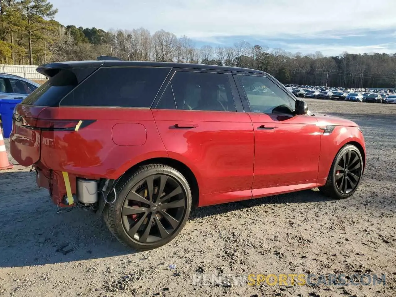 3 Photograph of a damaged car SAL1L9FU7RA173458 LAND ROVER RANGEROVER 2024