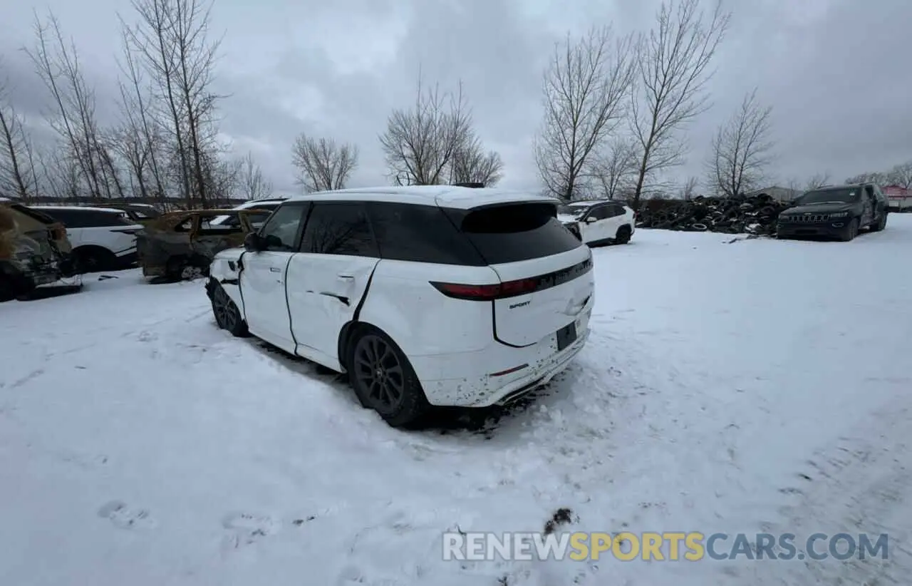 3 Фотография поврежденного автомобиля SAL1L9FUXRA167587 LAND ROVER RANGEROVER 2024