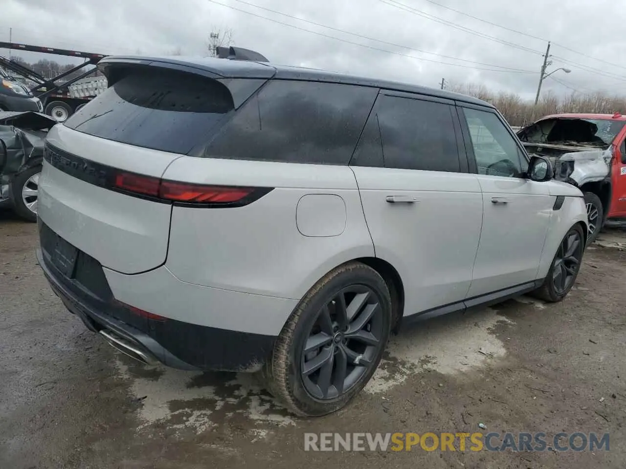 3 Photograph of a damaged car SAL1P9EU1RA171310 LAND ROVER RANGEROVER 2024