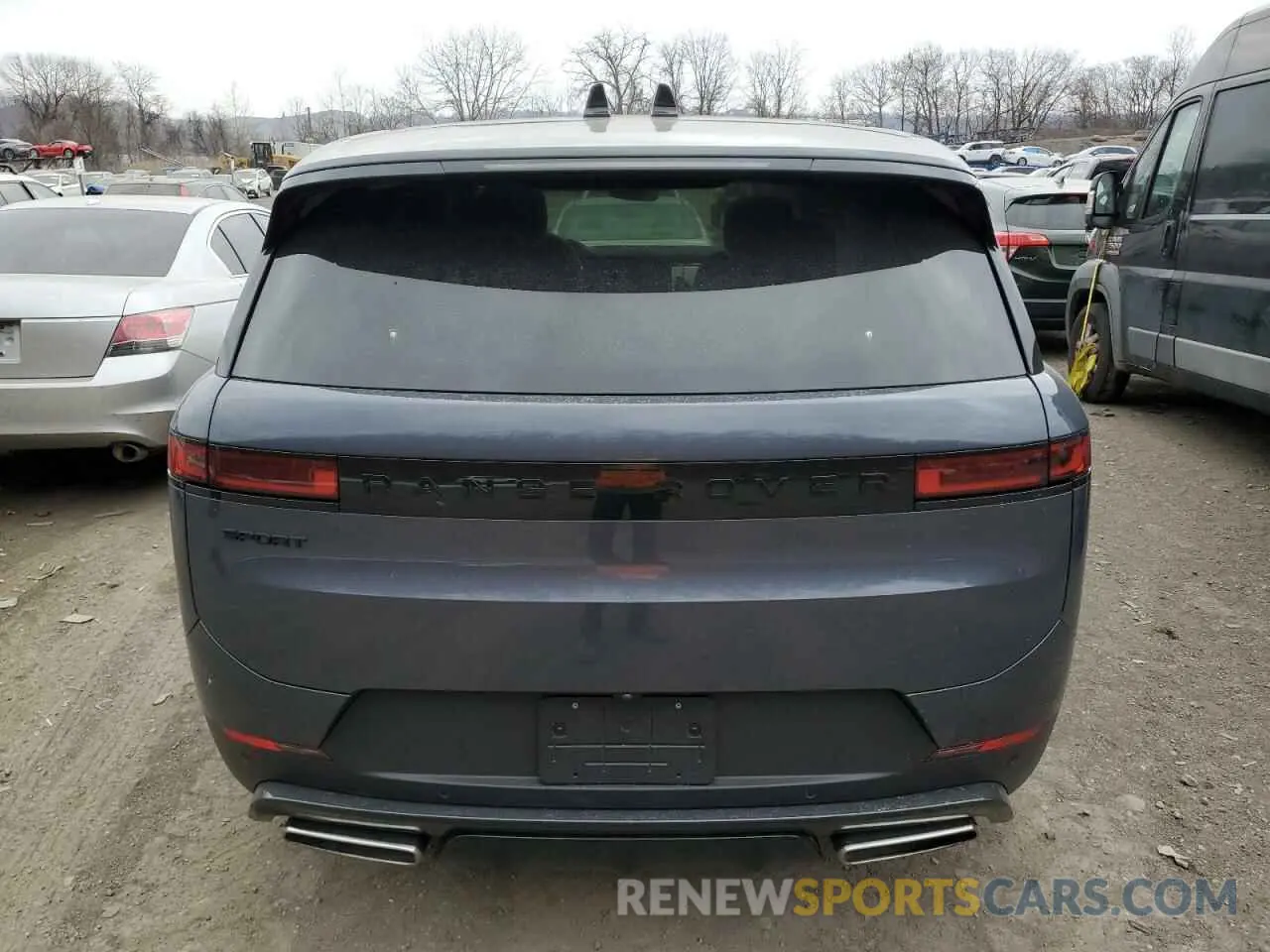 6 Photograph of a damaged car SAL1P9EU2RA414915 LAND ROVER RANGEROVER 2024