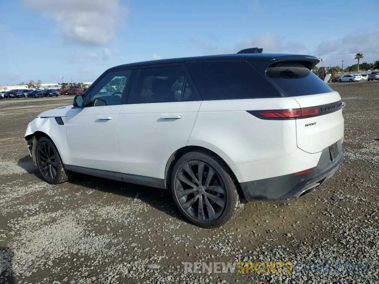 2 Photograph of a damaged car SAL1P9EU9RA159907 LAND ROVER RANGEROVER 2024
