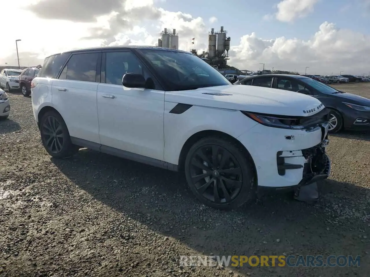 4 Photograph of a damaged car SAL1P9EU9RA159907 LAND ROVER RANGEROVER 2024