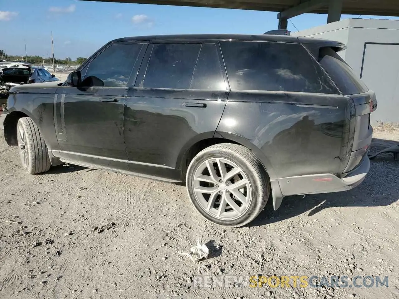 2 Фотография поврежденного автомобиля SALKP9FU4RA099621 LAND ROVER RANGEROVER 2024