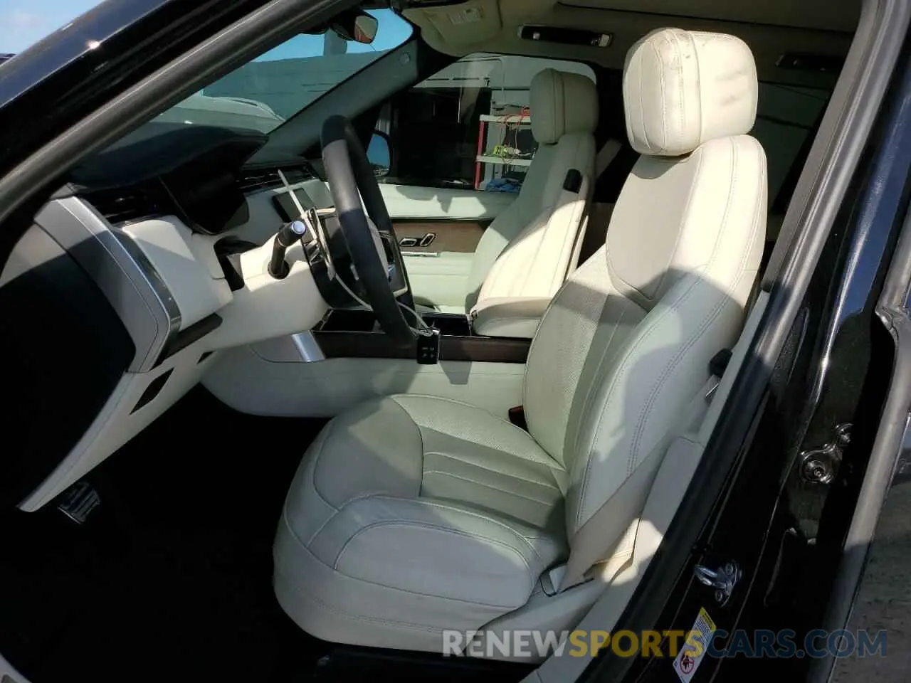 7 Фотография поврежденного автомобиля SALKP9FU4RA099621 LAND ROVER RANGEROVER 2024