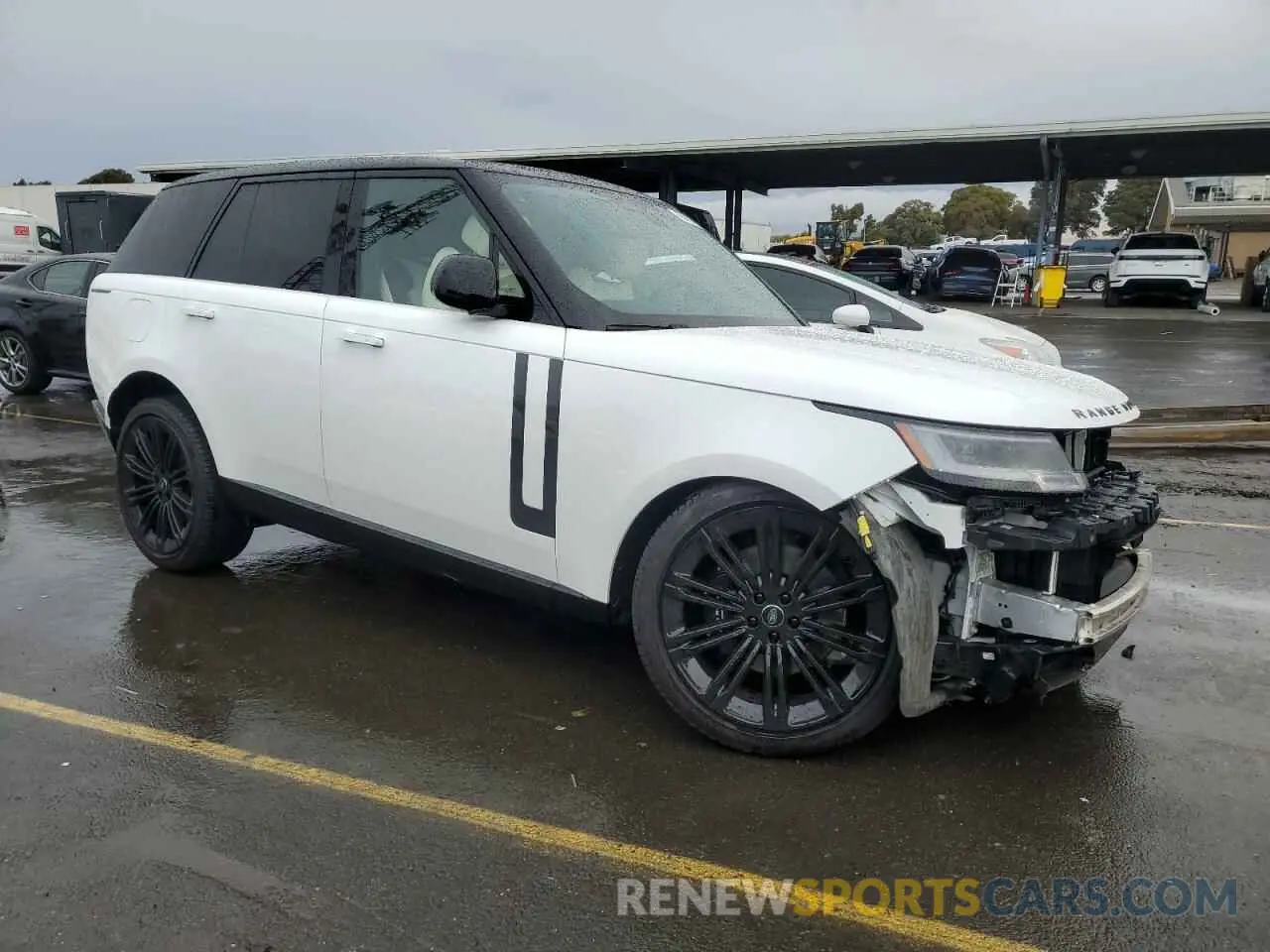 4 Photograph of a damaged car SALKP9FU7RA211117 LAND ROVER RANGEROVER 2024