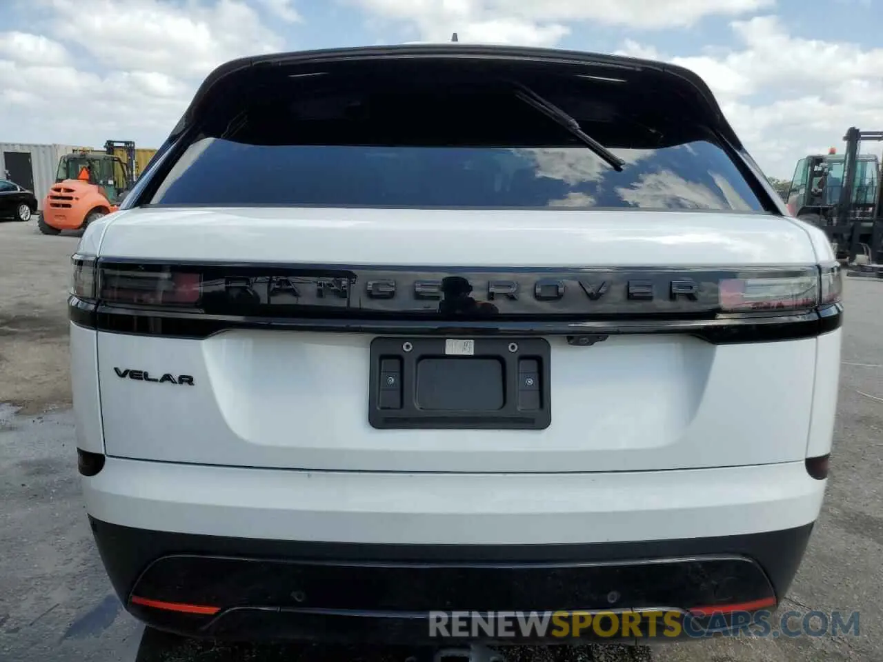 6 Photograph of a damaged car SALYJ2EX2RA386180 LAND ROVER RANGEROVER 2024