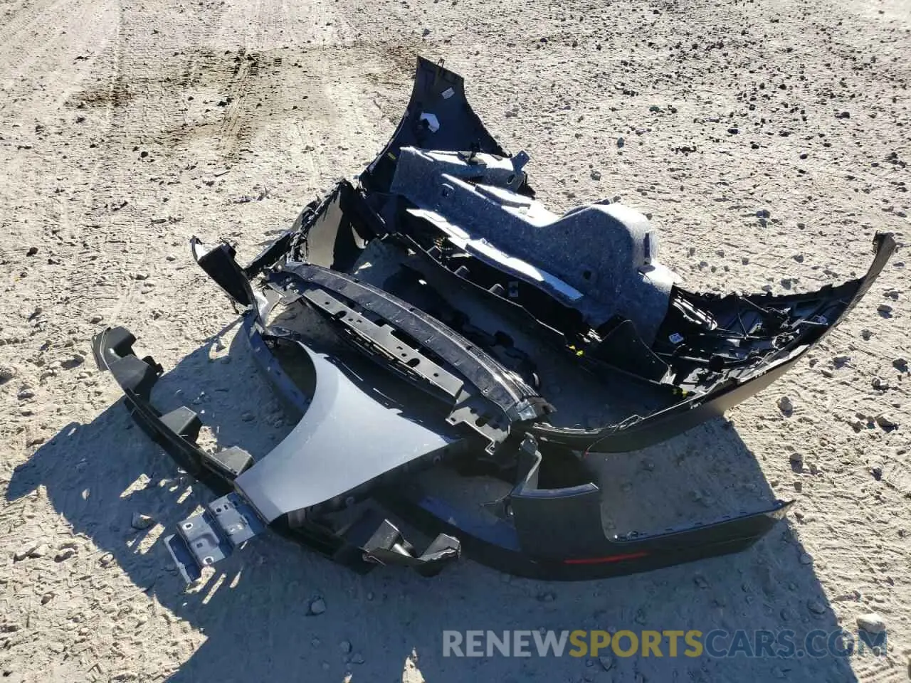 13 Photograph of a damaged car SALYJ2EX6RA391625 LAND ROVER RANGEROVER 2024