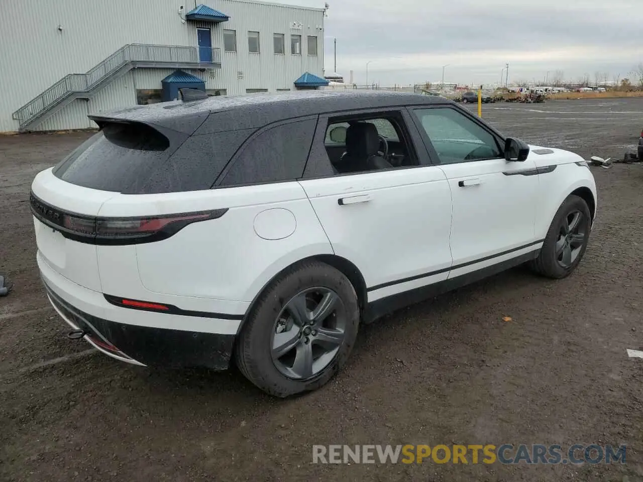 3 Photograph of a damaged car SALYL2EX5RA389486 LAND ROVER RANGEROVER 2024