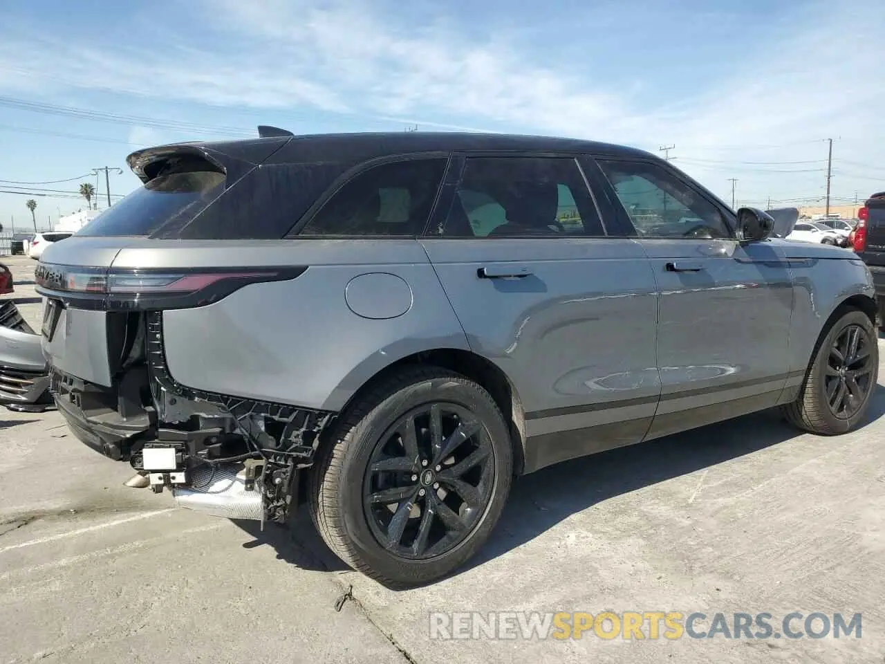 3 Photograph of a damaged car SALYM2FU3RA371134 LAND ROVER RANGEROVER 2024