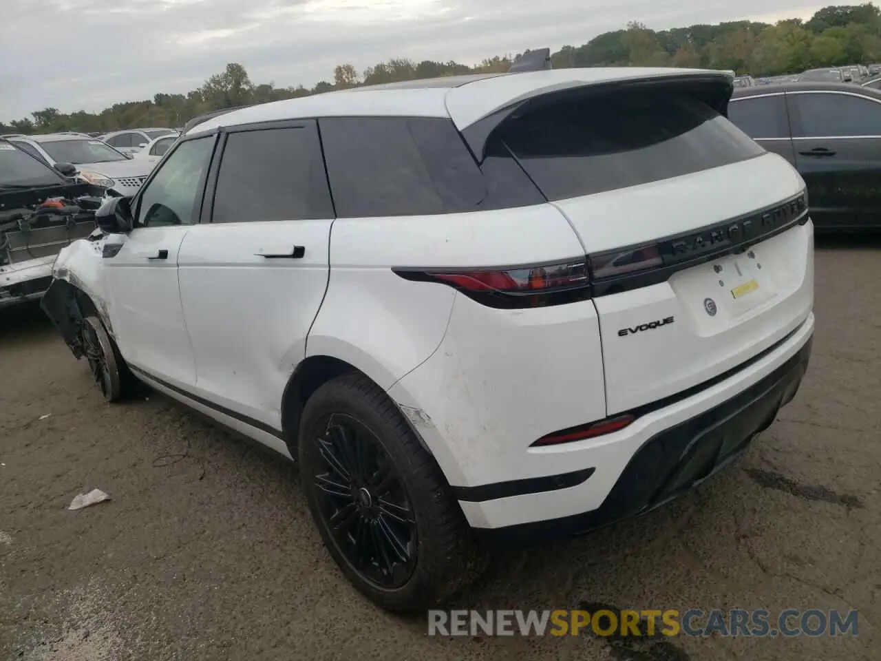 2 Фотография поврежденного автомобиля SALZJ2FX4RH233648 LAND ROVER RANGEROVER 2024