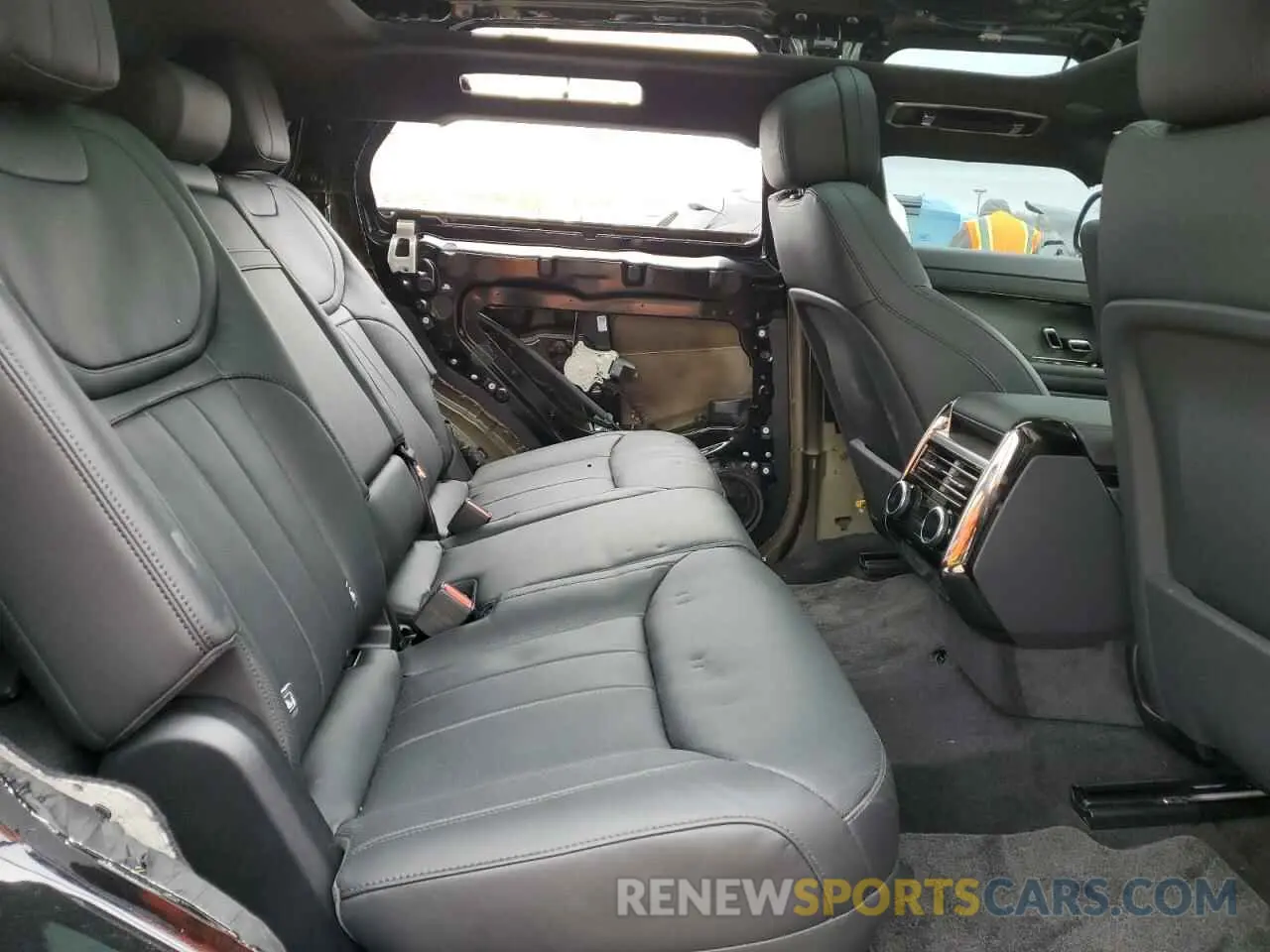 11 Фотография поврежденного автомобиля SAL1L9E47SA425698 LAND ROVER RANGEROVER 2025