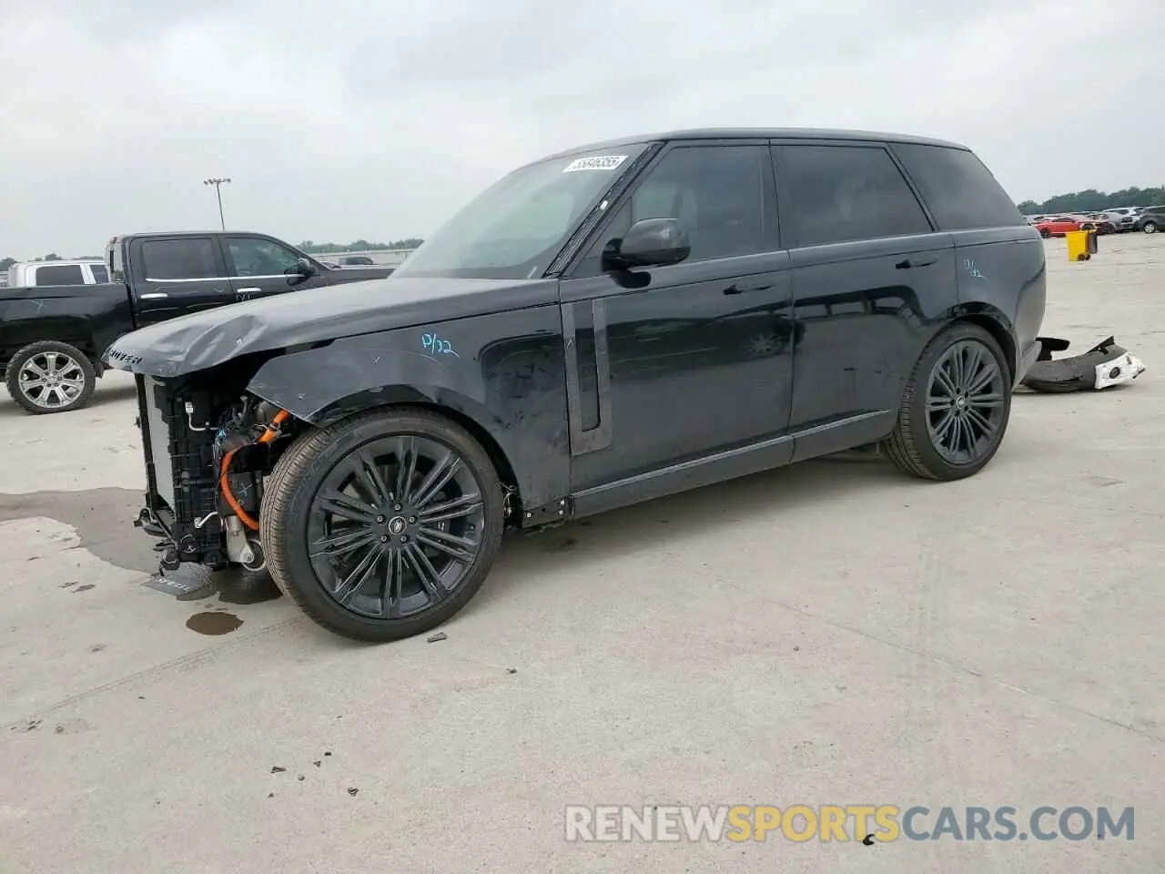 1 Фотография поврежденного автомобиля SALKP9E95SA294694 LAND ROVER RANGEROVER 2025