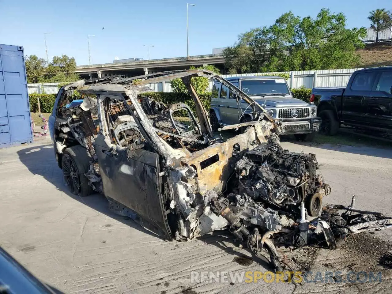 4 Photograph of a damaged car SALKP9FU5SA271631 LAND ROVER RANGEROVER 2025