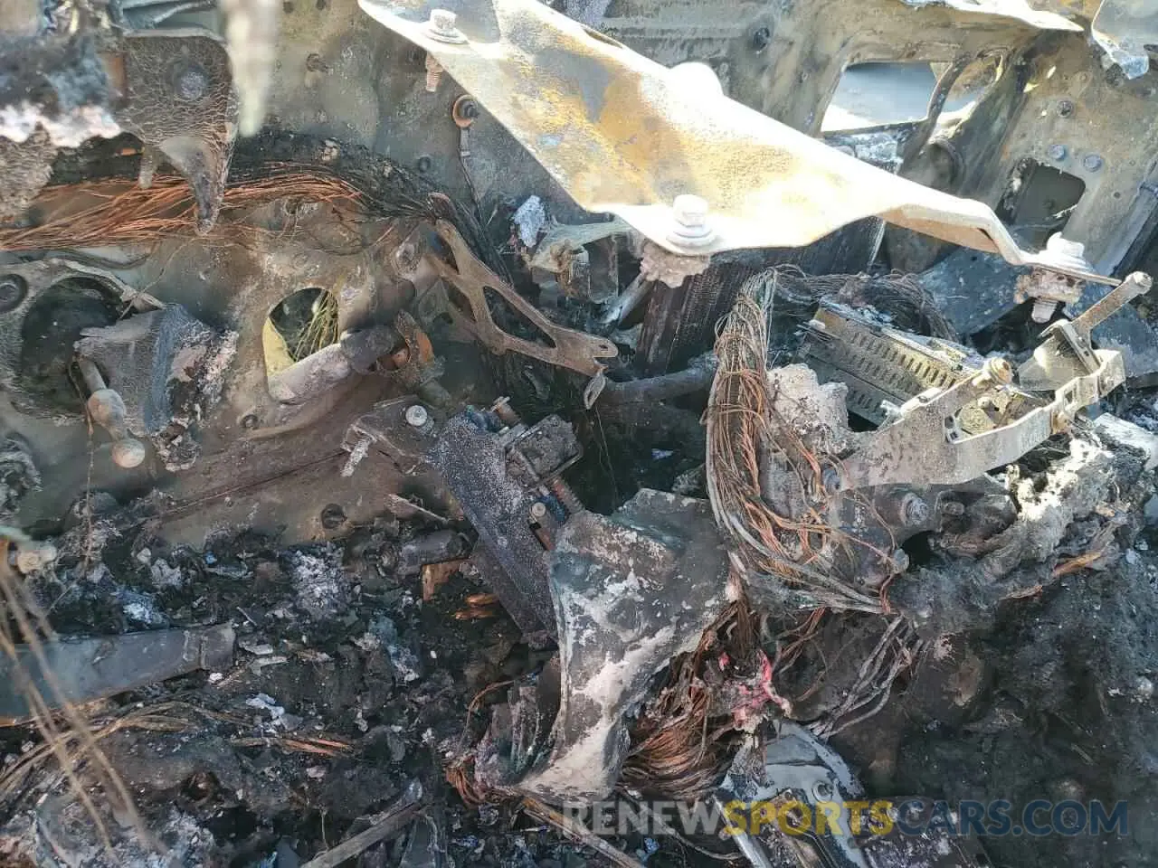 9 Photograph of a damaged car SALKP9FU5SA271631 LAND ROVER RANGEROVER 2025