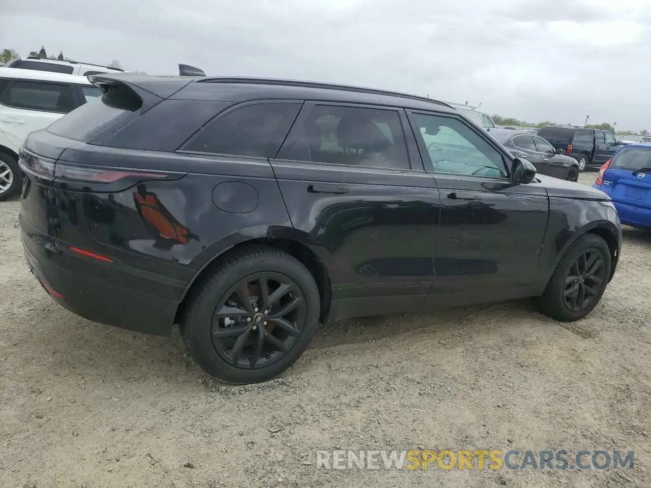 3 Photograph of a damaged car SALYJ2EX4SA393881 LAND ROVER RANGEROVER 2025
