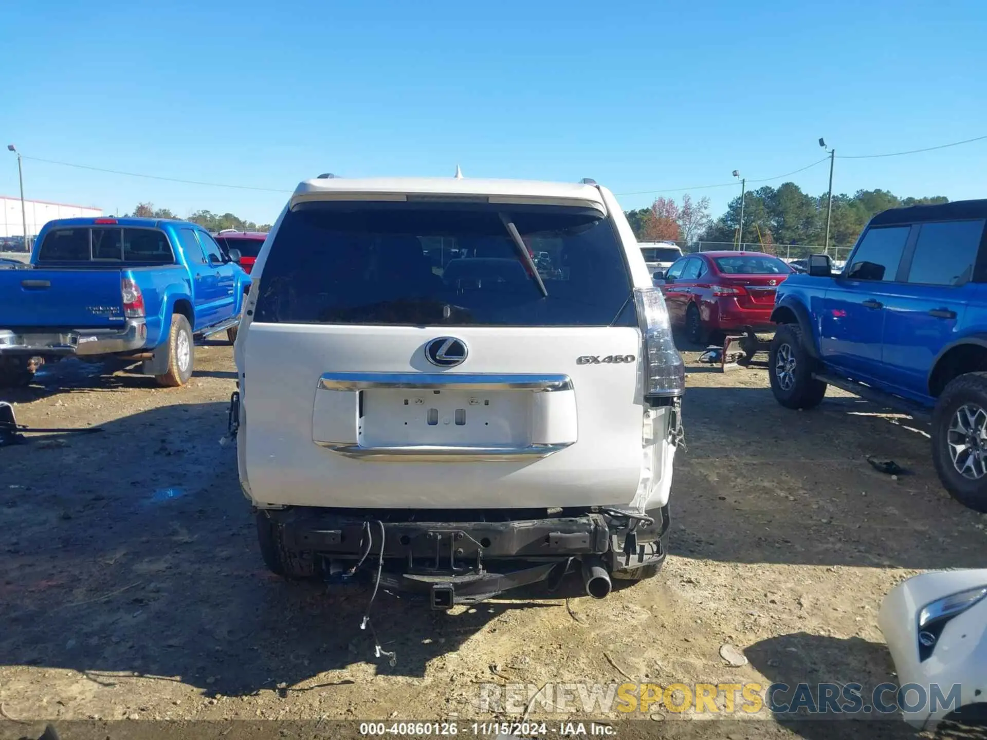 17 Photograph of a damaged car JTJAM7BX4M5286906 LEXUS 460 2021