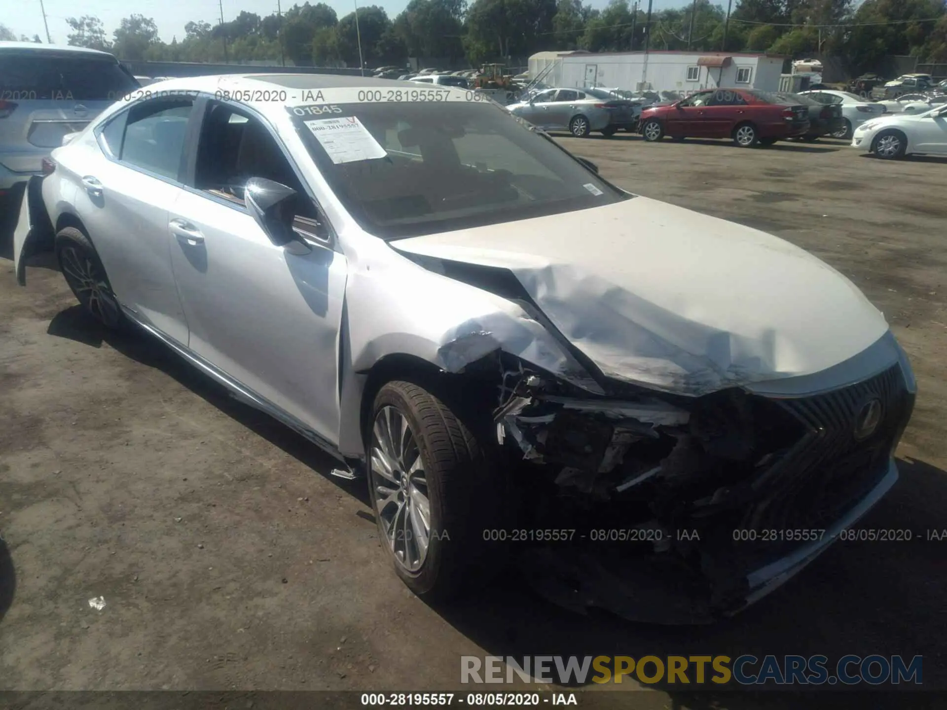 1 Photograph of a damaged car 58AB21B14KU001845 LEXUS ES 2019