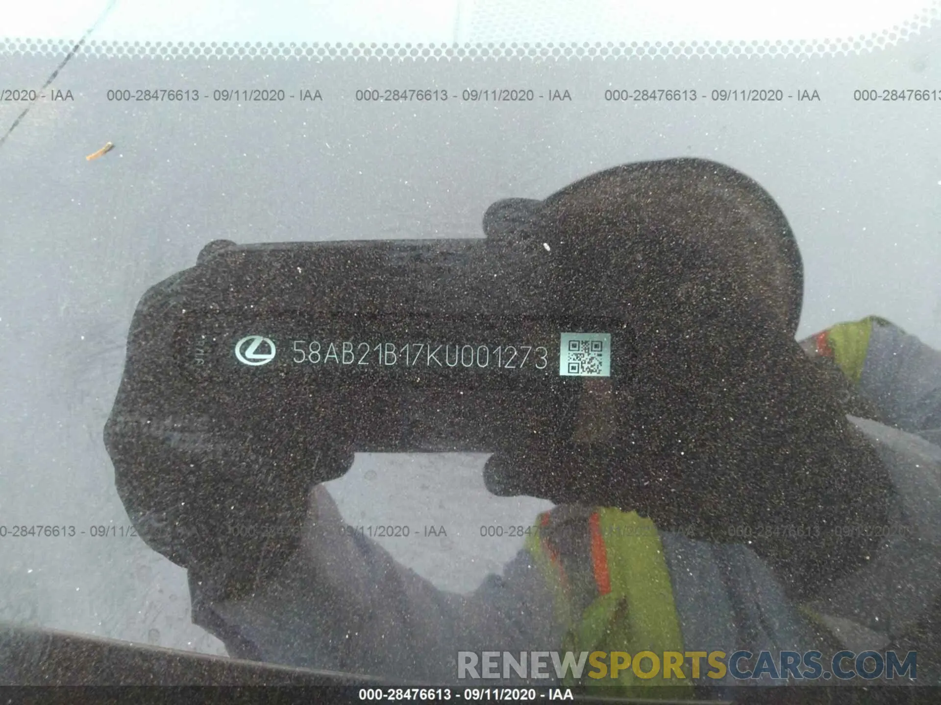 9 Photograph of a damaged car 58AB21B17KU001273 LEXUS ES 2019