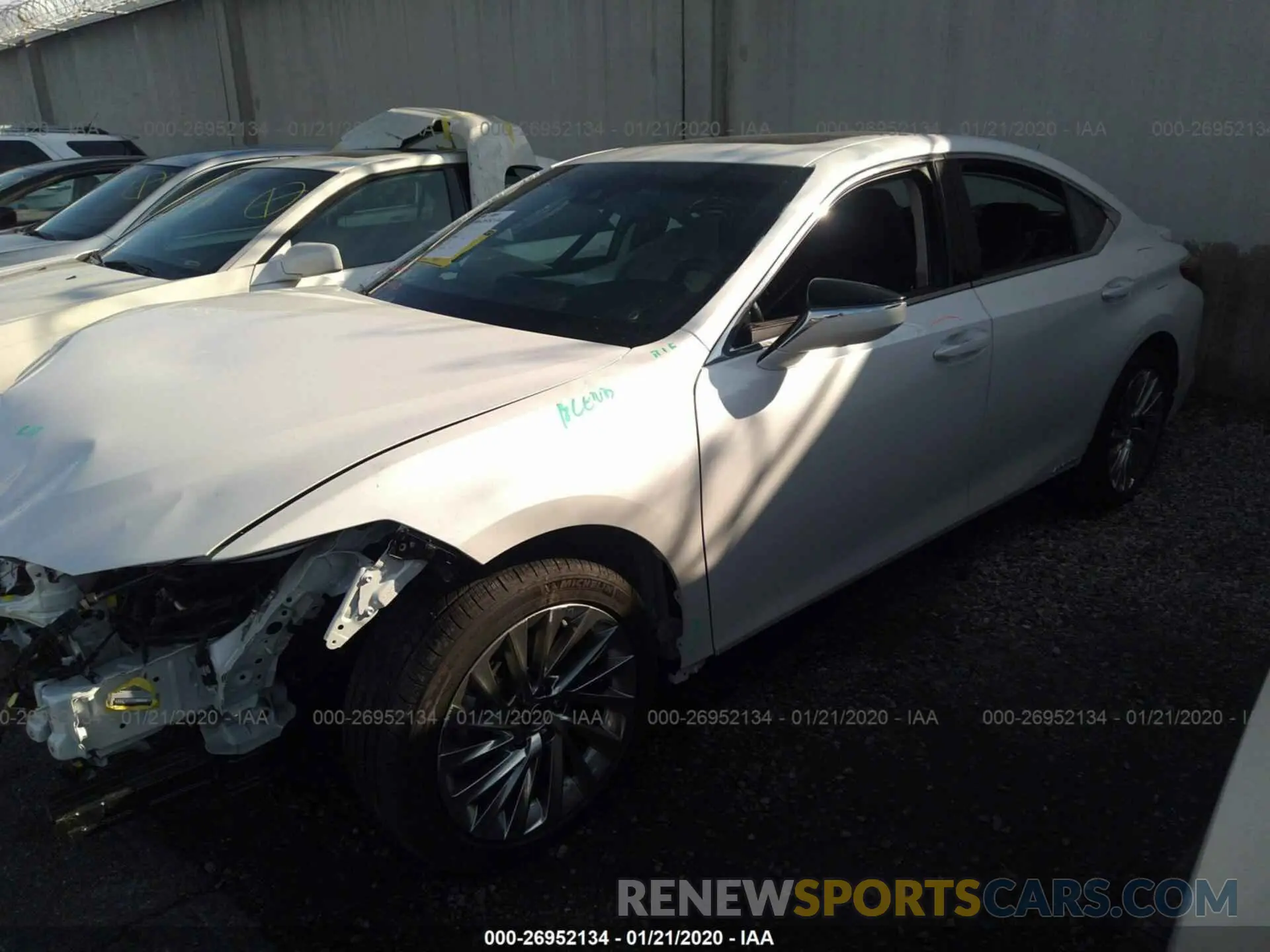 2 Photograph of a damaged car 58AB21B19KU002070 LEXUS ES 2019