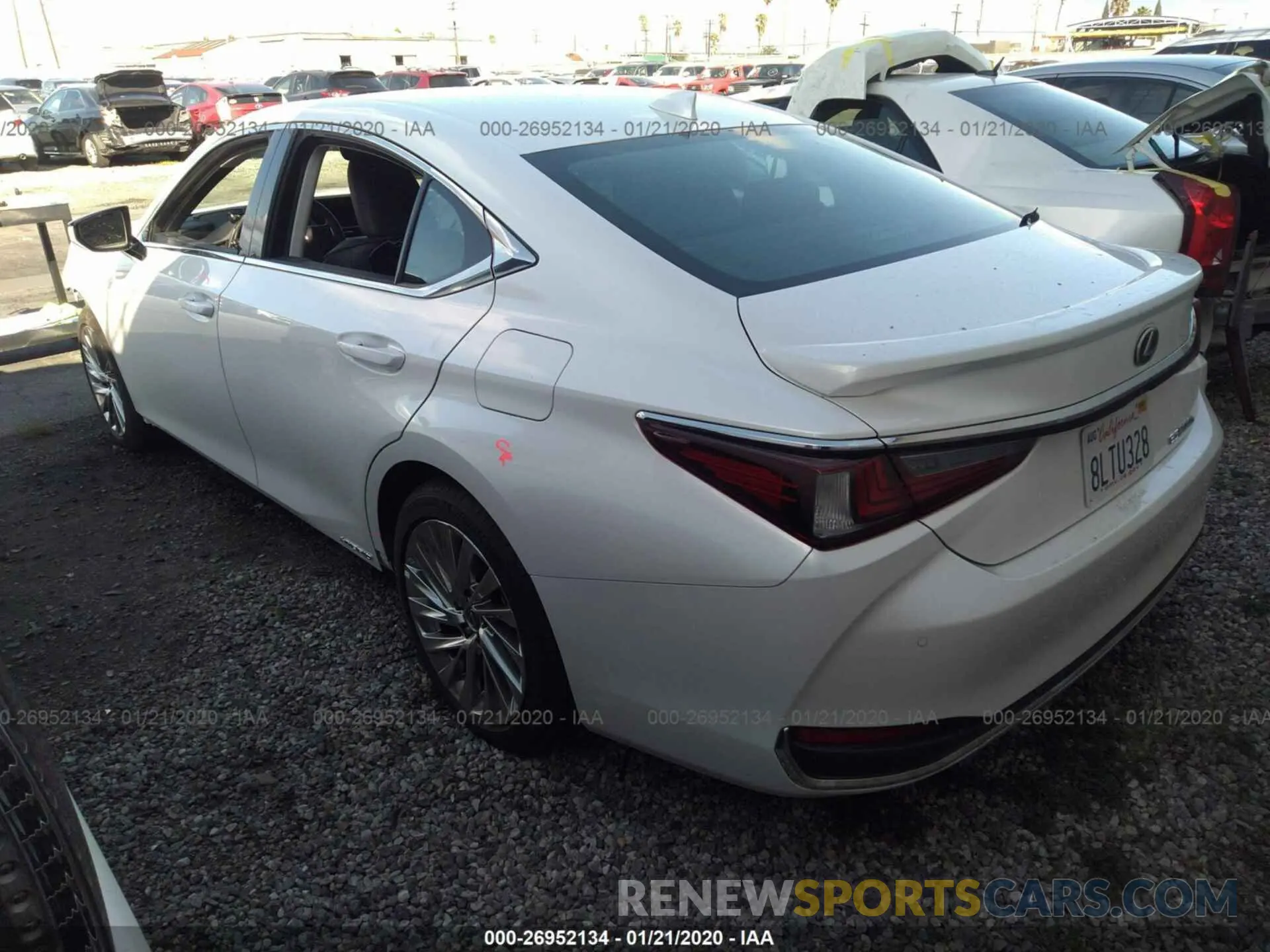 3 Photograph of a damaged car 58AB21B19KU002070 LEXUS ES 2019