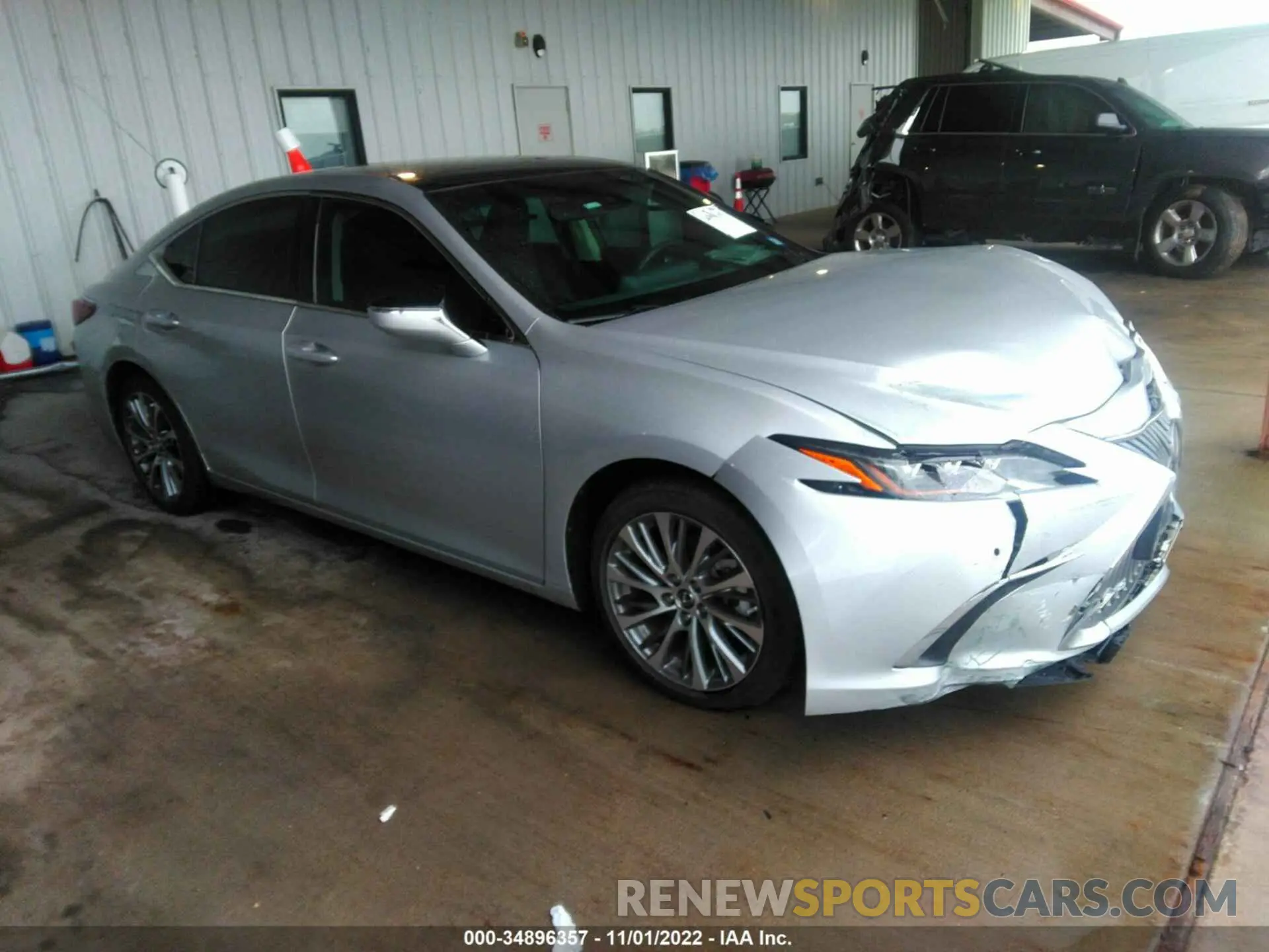 1 Фотография поврежденного автомобиля 58ABZ1B15KU022053 LEXUS ES 2019