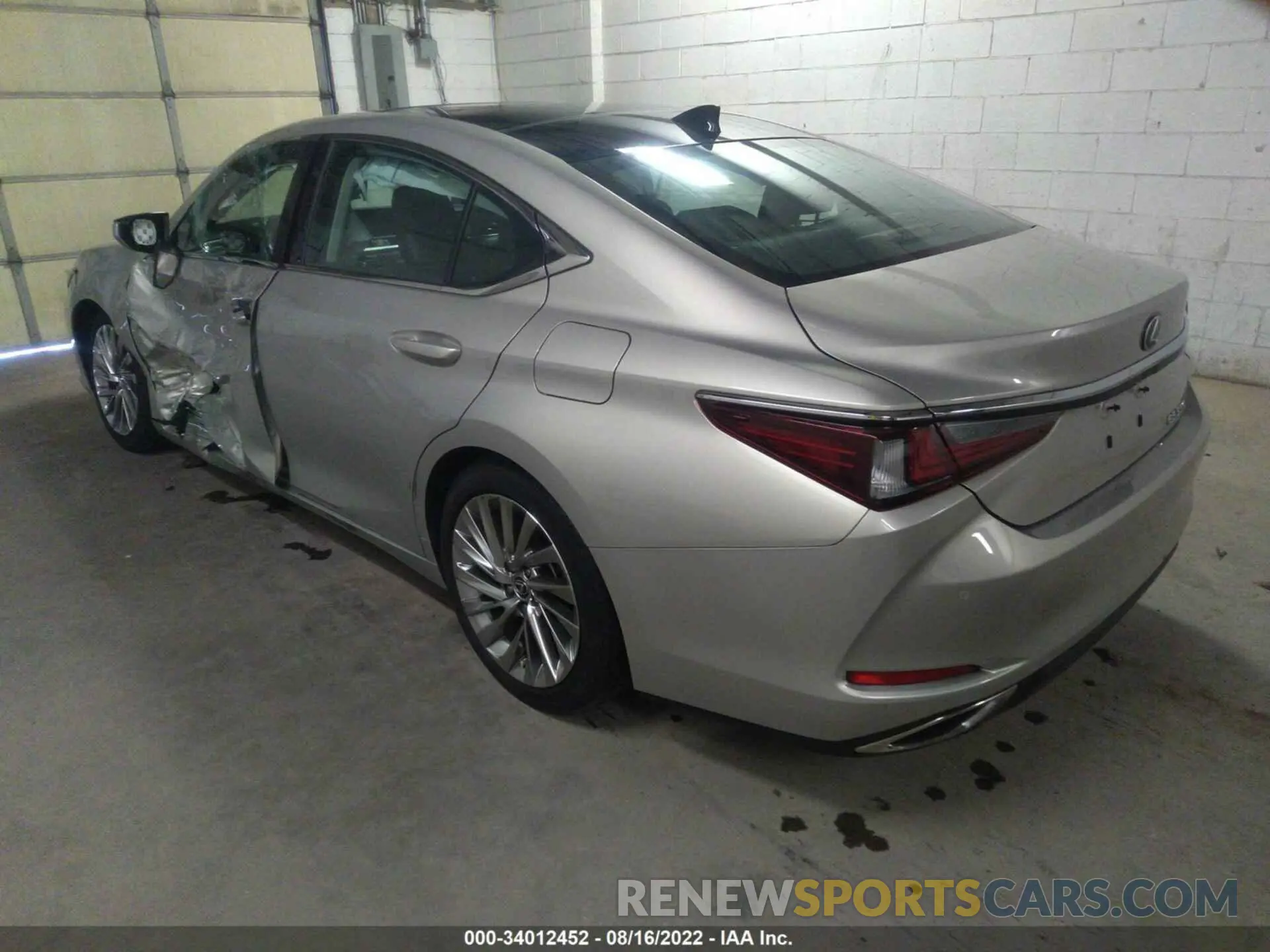 3 Фотография поврежденного автомобиля 58ABZ1B18KU011693 LEXUS ES 2019
