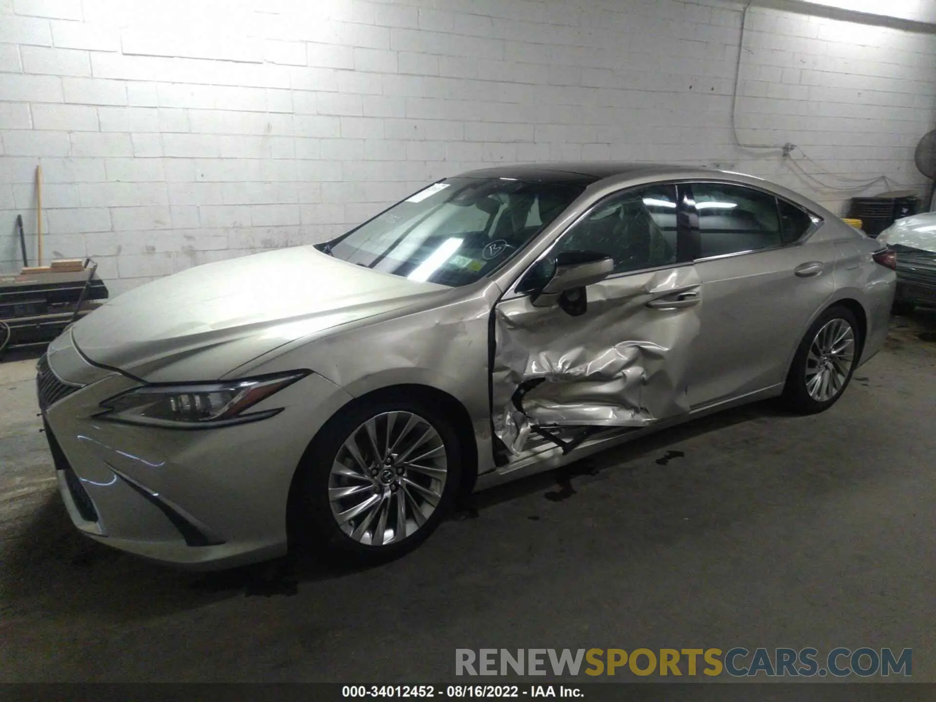 6 Фотография поврежденного автомобиля 58ABZ1B18KU011693 LEXUS ES 2019