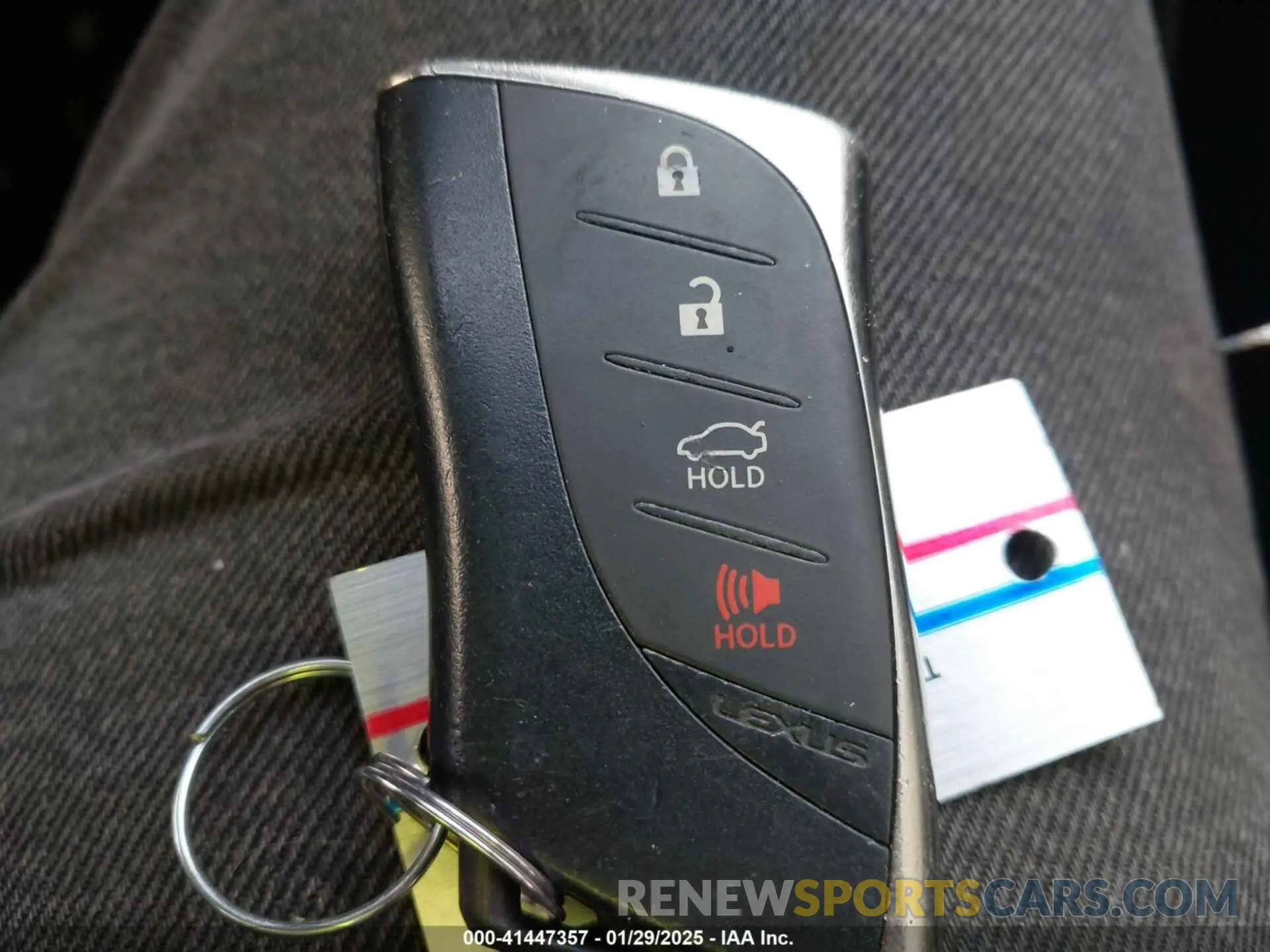 11 Фотография поврежденного автомобиля JTHB21B14K2006405 LEXUS ES 2019