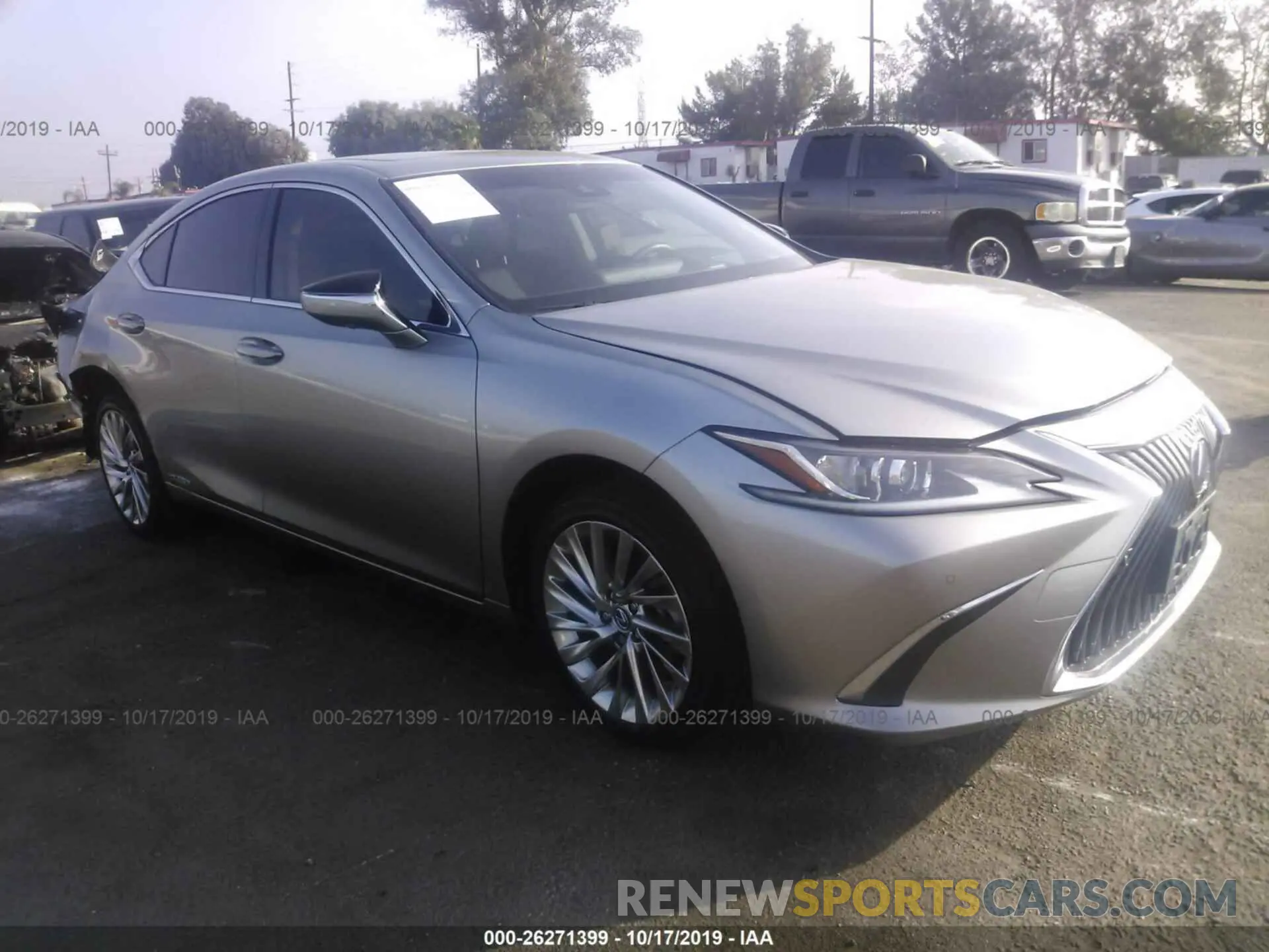 1 Photograph of a damaged car JTHB21B19K2016430 LEXUS ES 2019